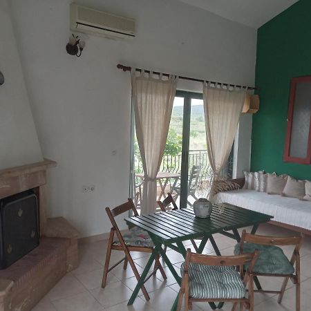 The White Rabbit Guesthouse Eco-Lodge "Cosy Apartment" 普萨克迪亚 外观 照片
